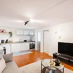 Gaia Elegant Retreat I *