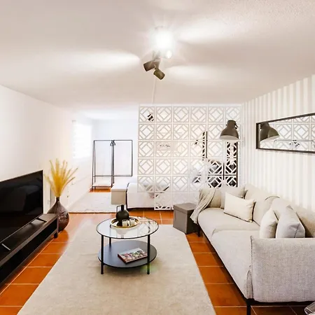 Gaia Elegant Retreat I Apartamento *